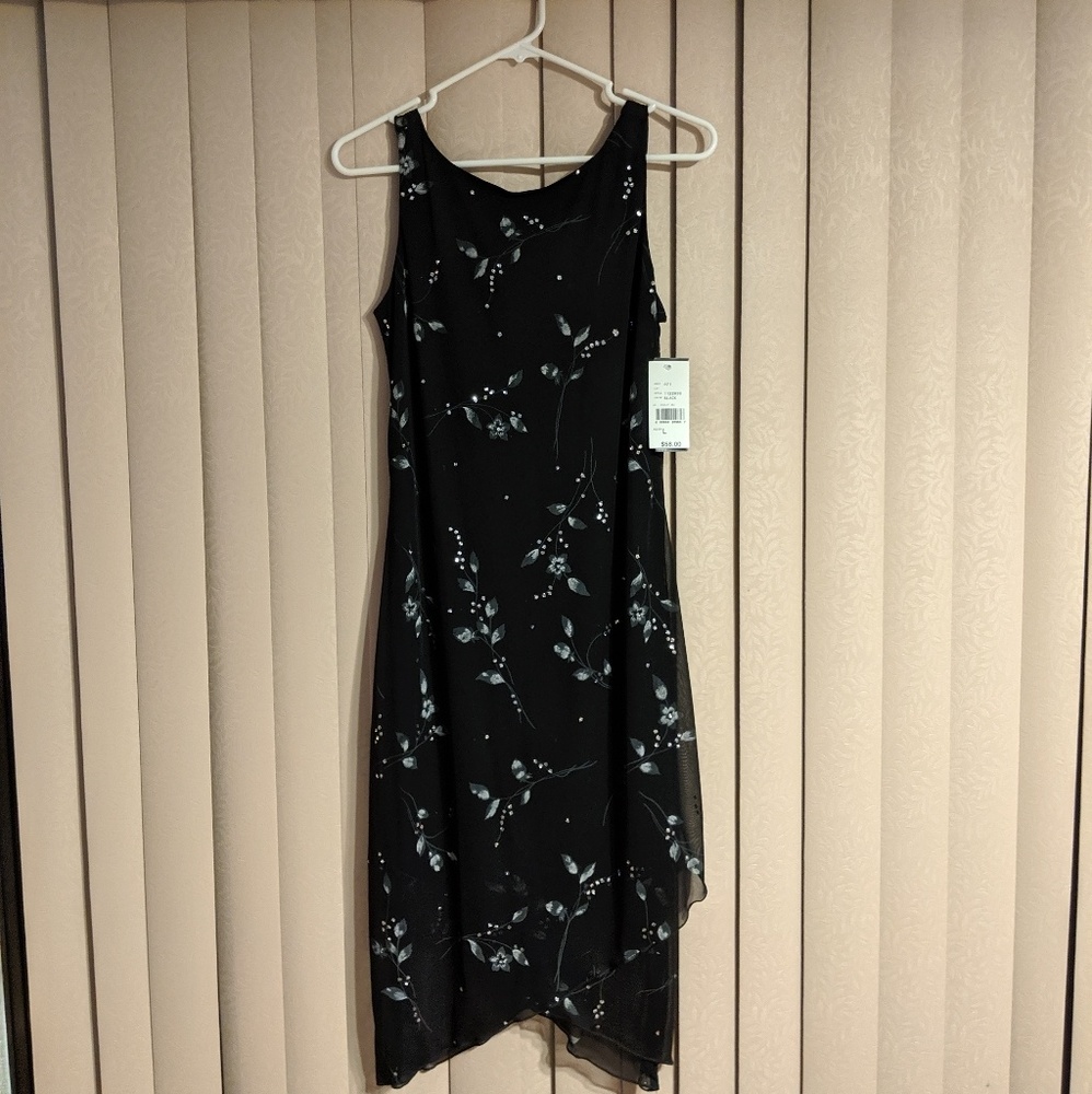 NWT Black Beautiful Floral Chiffon Dress